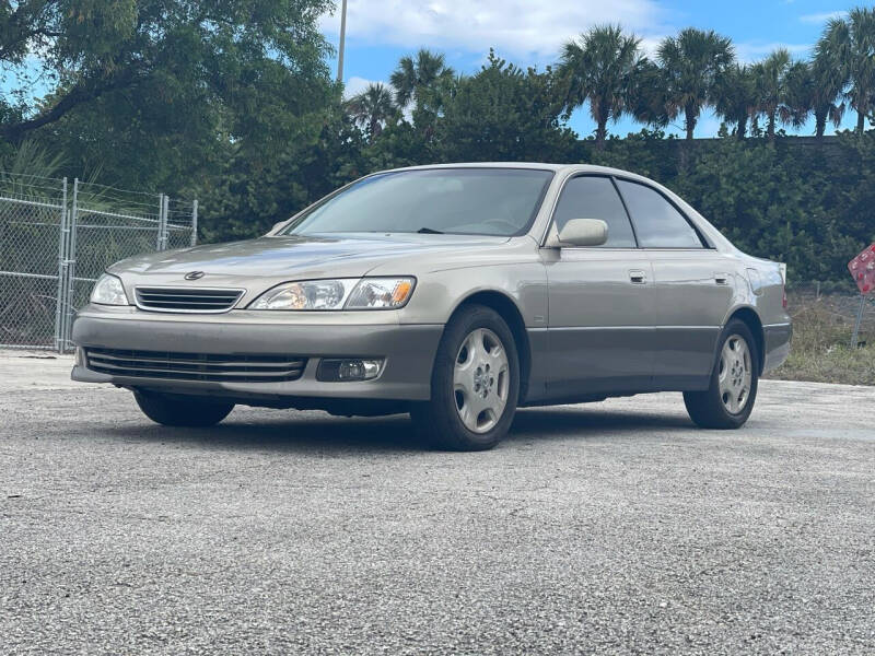 2000 Lexus ES 300 for sale at G&B Auto Sales in Lake Worth FL