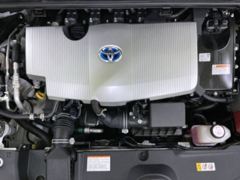 2021 Toyota Prius L Eco