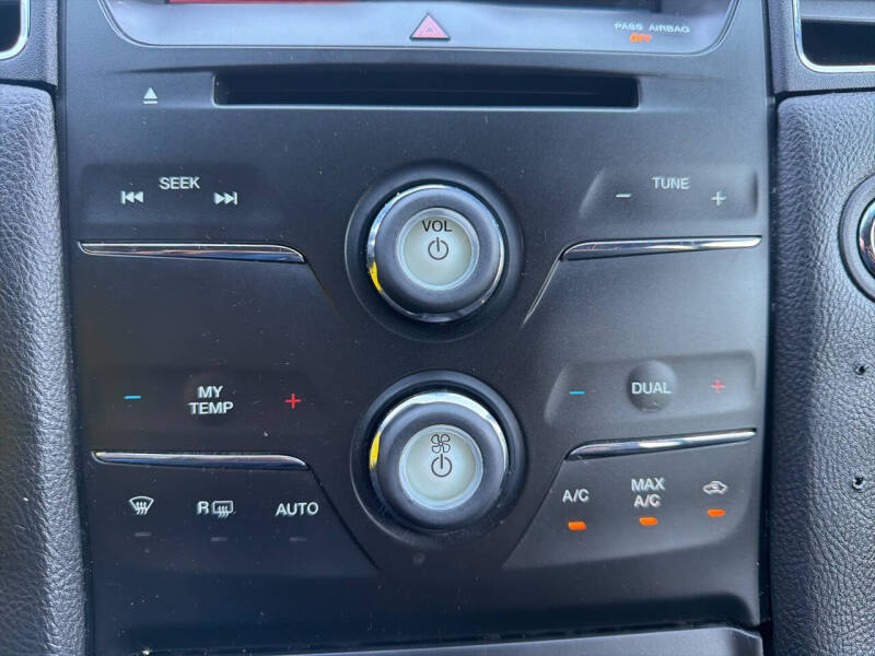 2013 Ford Taurus SEL