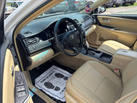 2017 Toyota Camry LE