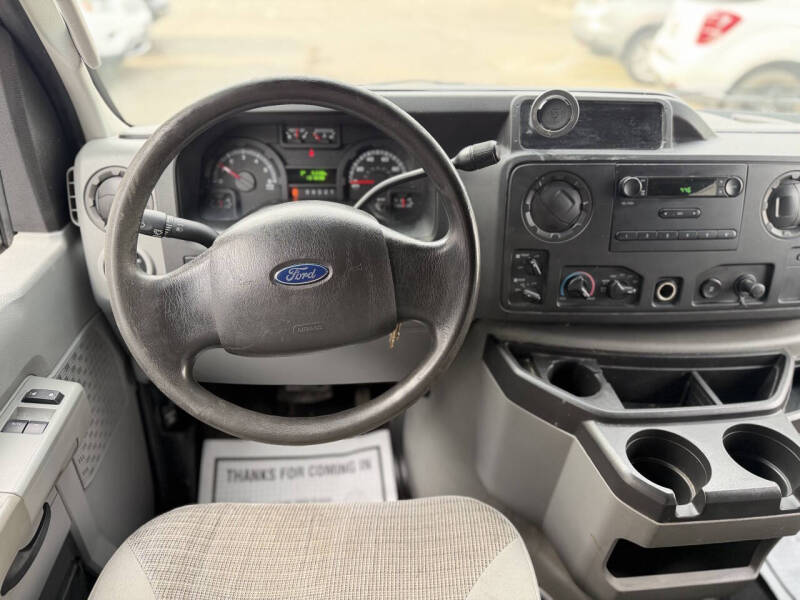 2010 Ford E-Series E-350 SD XL