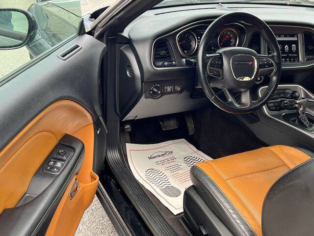 2019 Dodge Challenger SXT