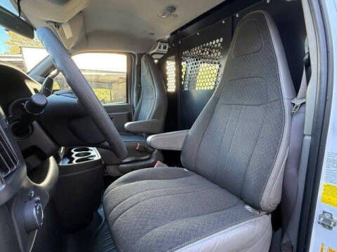 2024 Chevrolet Express 2500