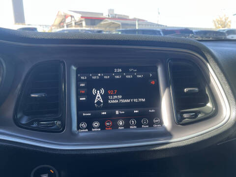 2019 Dodge Challenger SXT