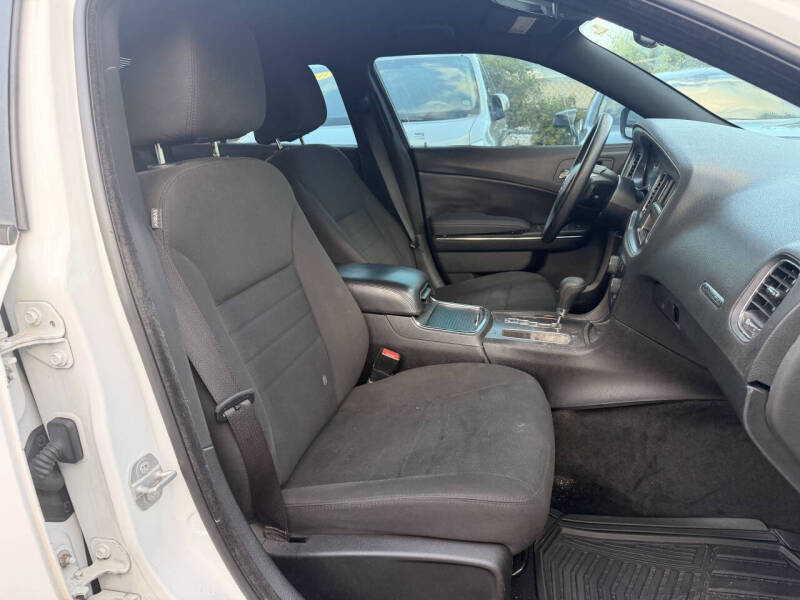 2014 Dodge Charger SE