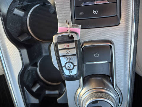 2022 Ford Edge Titanium