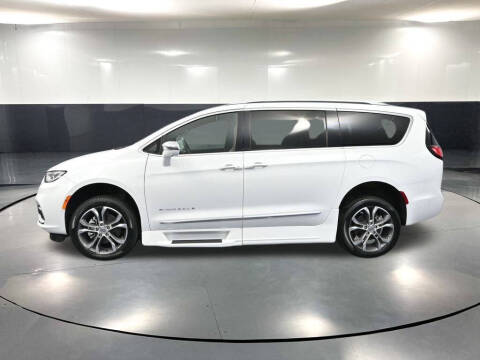 2022 Chrysler Pacifica Pinnacle