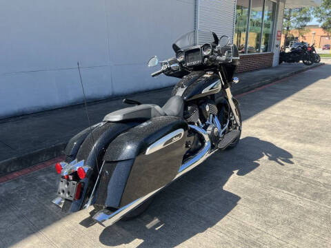 2024 Indian Chieftain Black Metallic