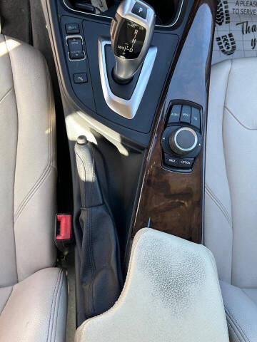 2015 BMW 3 Series 320i