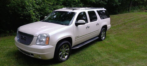 2011 GMC Yukon XL for sale at AutoVision Group LLC in Norton Shores MI