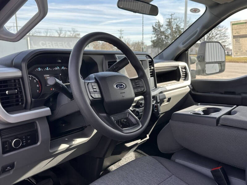 2026 Ford F-350 Super Duty XL