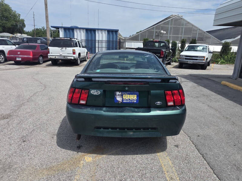 2001 Ford Mustang