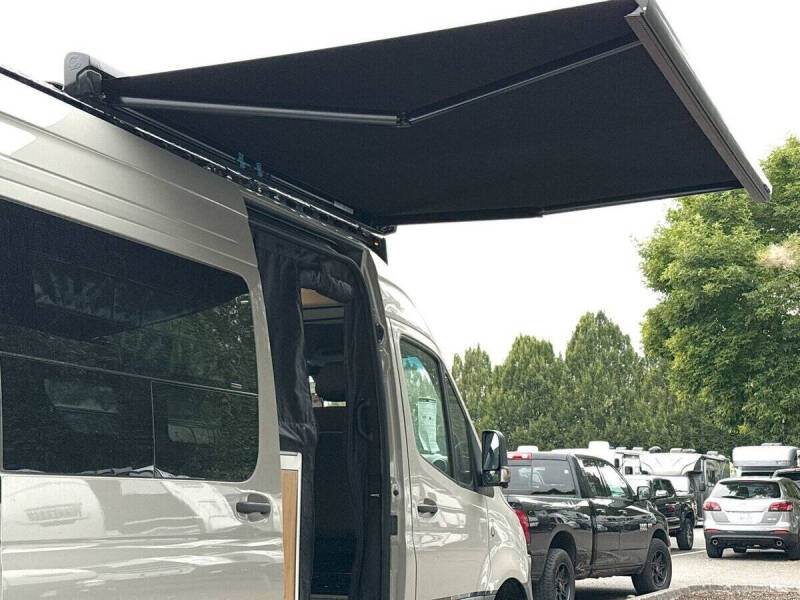 2025 Mercedes-Benz Sprinter
