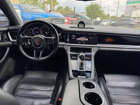 2019 Porsche Panamera