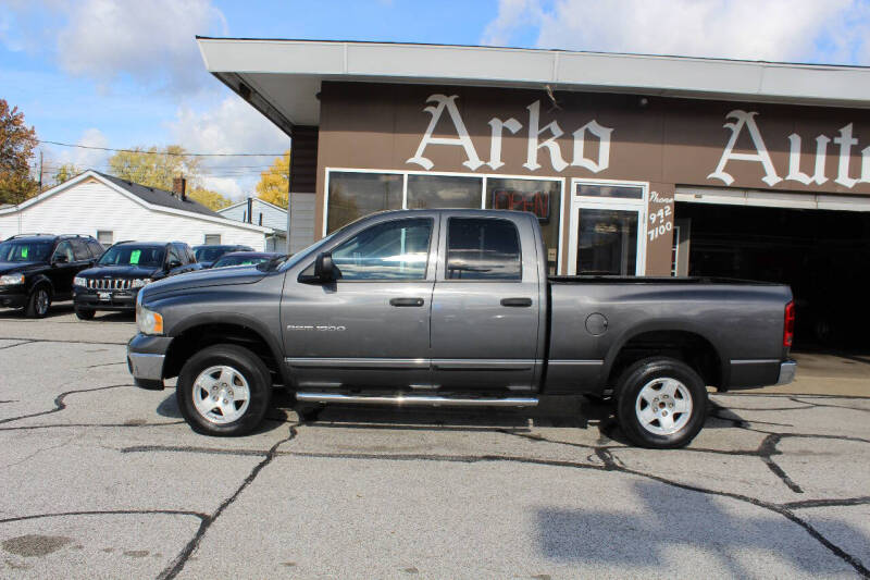 2004 Dodge Ram 1500 SLT