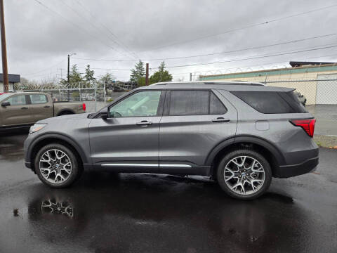 2025 Ford Explorer Platinum