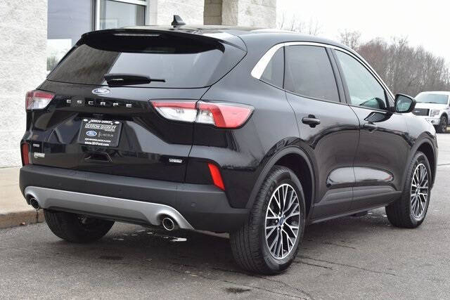 2022 Ford Escape Plug-In Hybrid SE