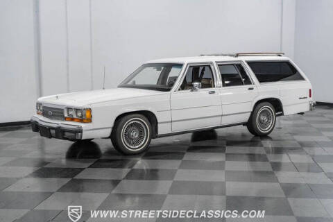 1990 Ford LTD Crown Victoria