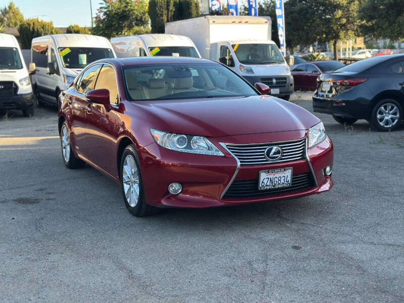 2013 Lexus ES 300h