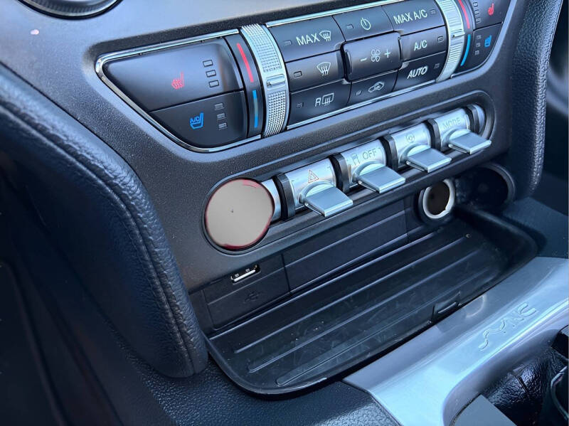 2022 Ford Mustang EcoBoost Premium