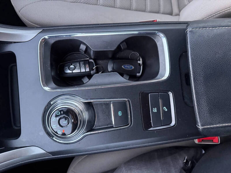 2020 Ford Fusion Hybrid SE