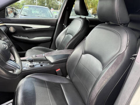 2019 Infiniti QX50 Essential