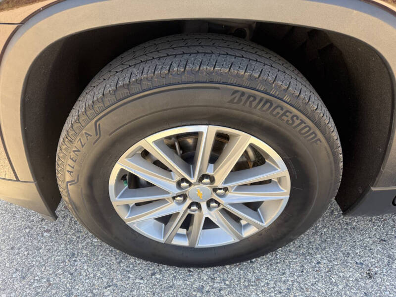 2022 Chevrolet Traverse LT Cloth