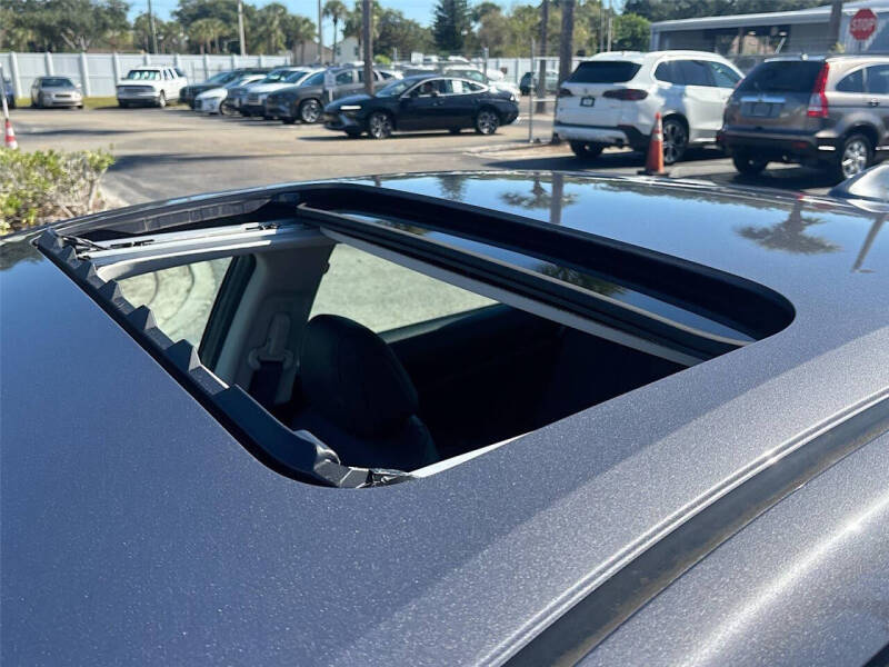 2022 Honda Insight Touring