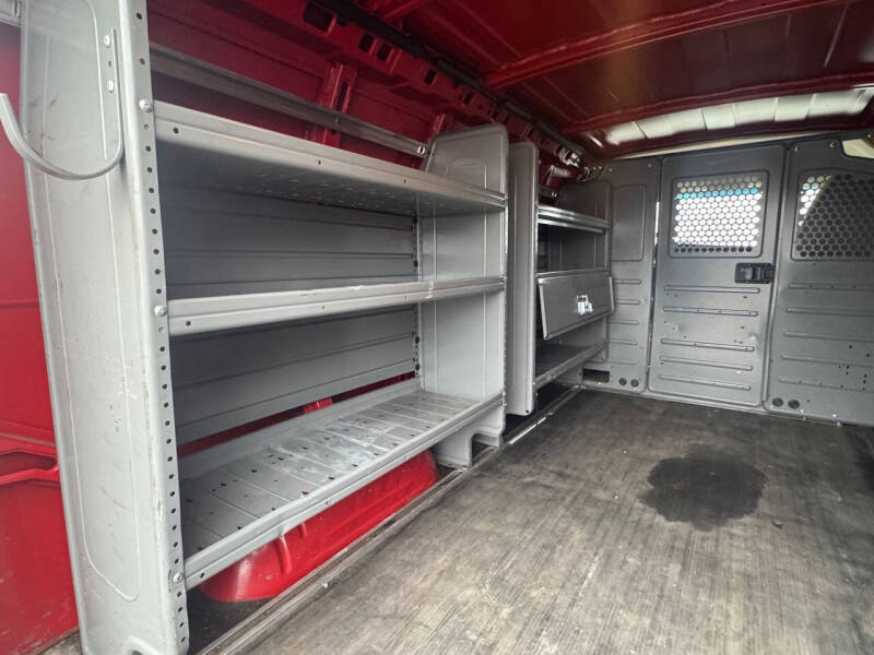 2011 Chevrolet Express 2500