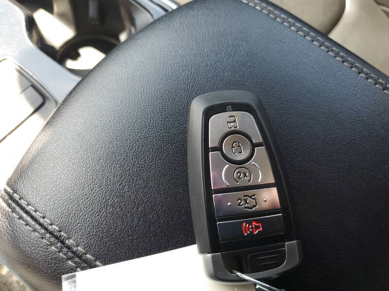 2019 Ford Edge Titanium