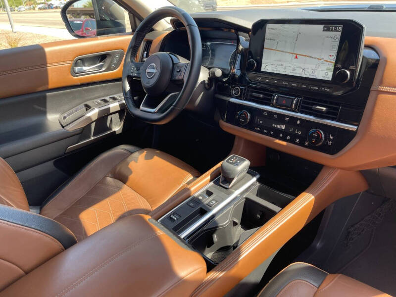 2022 Nissan Pathfinder Platinum