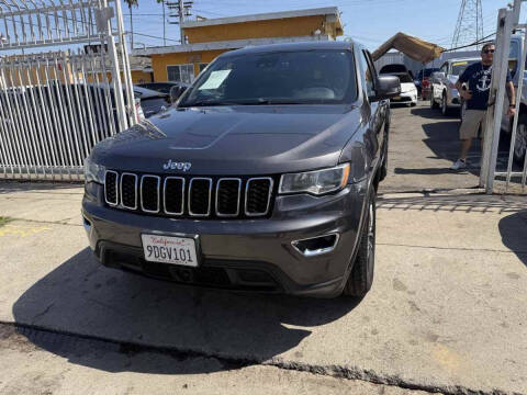 2020 Jeep Grand Cherokee Laredo E
