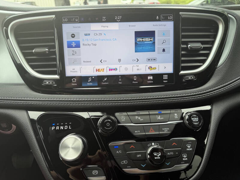 2026 Chrysler Pacifica Limited