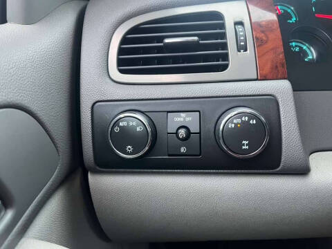 2009 Chevrolet Suburban LT