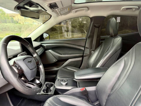 2021 Ford Mustang Mach-E Premium