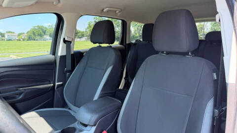 2016 Ford Escape S