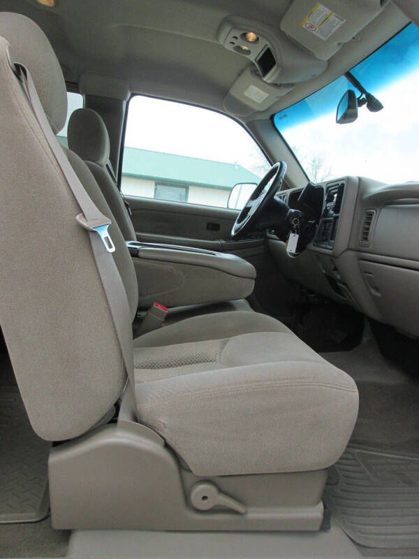 2003 Chevrolet Silverado 2500HD LS