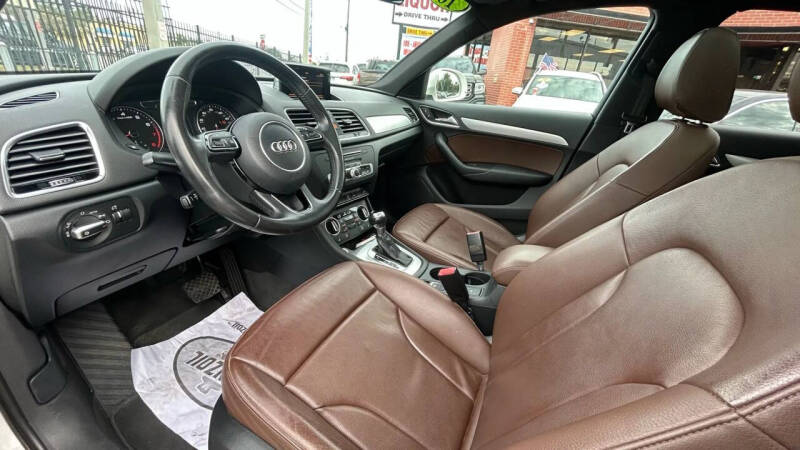 2016 Audi Q3 2.0T Premium Plus