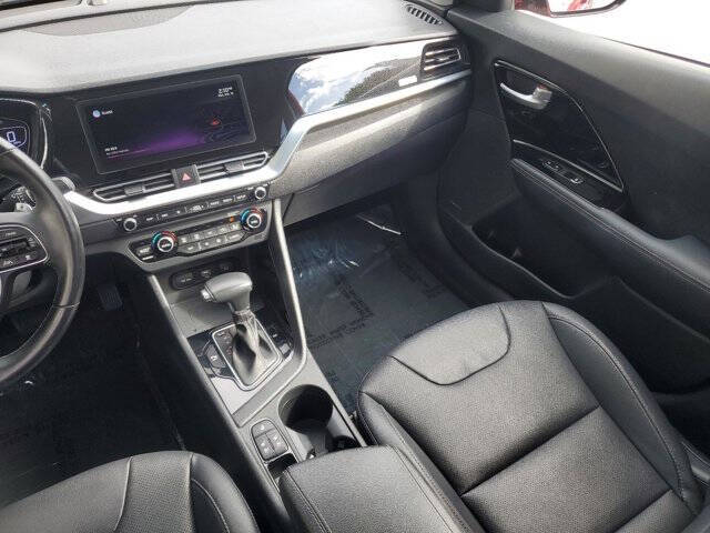 2022 Kia Niro EX Premium