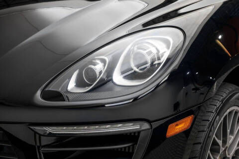 2016 Porsche Macan S