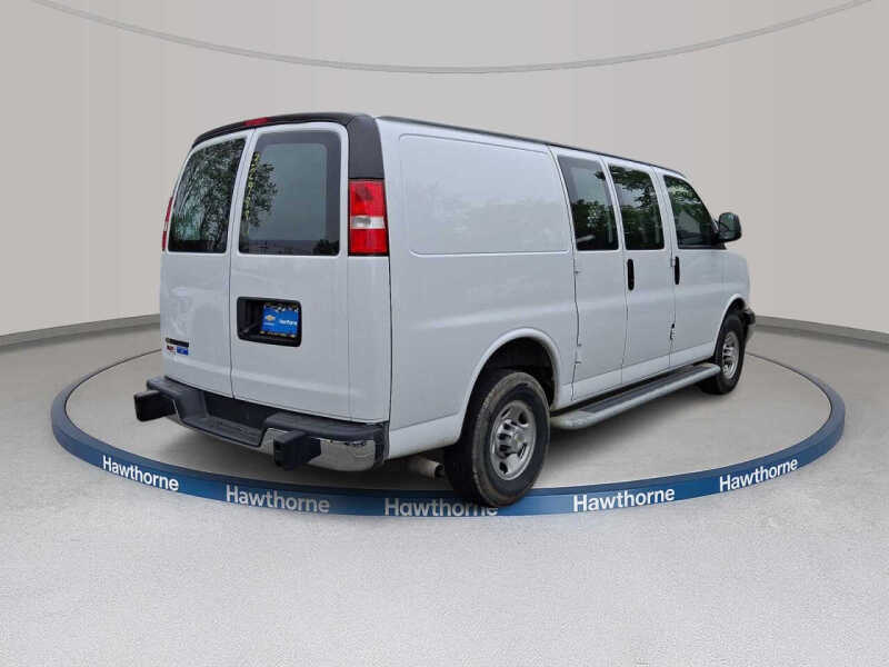 2024 Chevrolet Express 2500