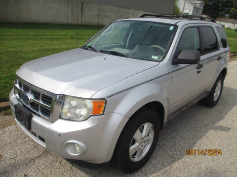 2010 Ford Escape for sale at Burt's Discount Autos in Pacific MO