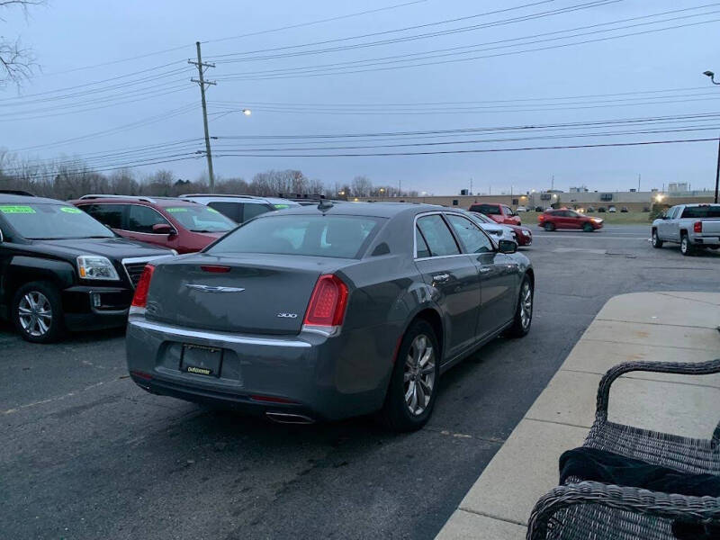 2018 Chrysler 300 Limited