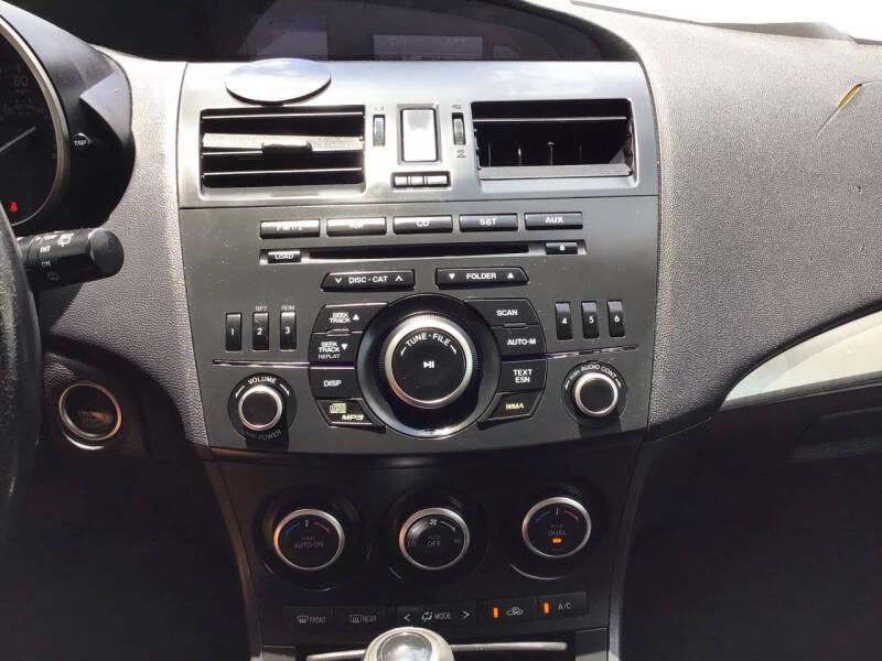 2013 Mazda MAZDA3 i Touring