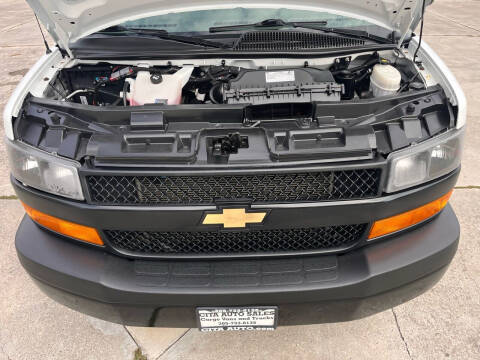 2019 Chevrolet Express 2500