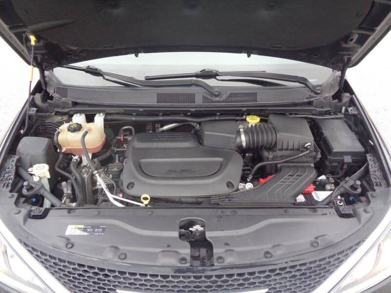 2020 Chrysler Pacifica Touring L