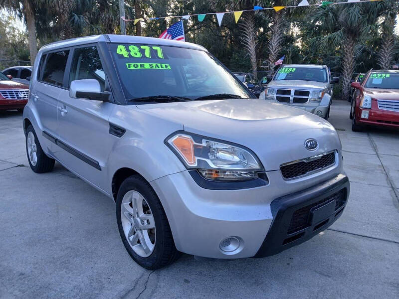 2011 Kia Soul for sale at Advantage Car Sales Inc in Orange City FL