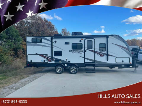 2017 Heartland Wilderness for sale at Hills Auto Sales in Salem AR
