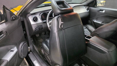 2005 Ford Mustang