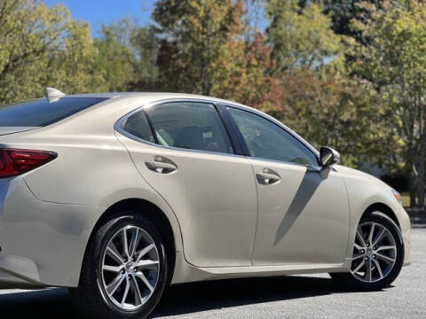 2017 Lexus ES 300h